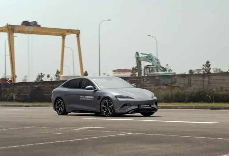 BYD launches the Seal with an exhilarating drive experience